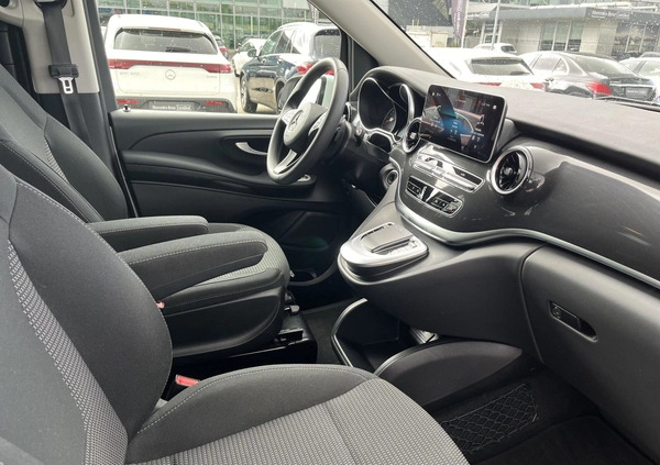 Mercedes-Benz Klasa V cena 229900 przebieg: 31995, rok produkcji 2023 z Ryki małe 137